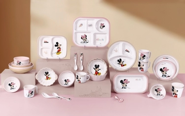 DISNEY SERIES-MICKEY MINNIE