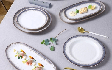 One-piece plate