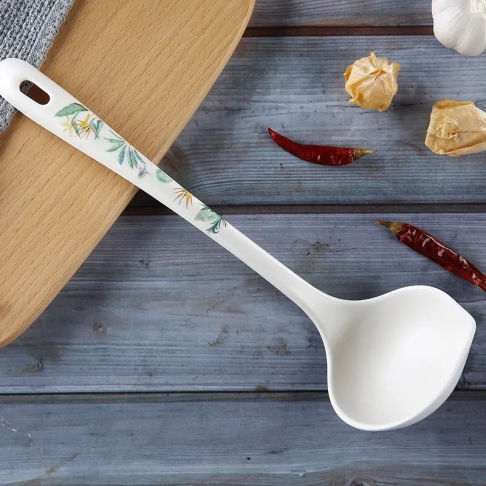 1022-Spoon with mouth