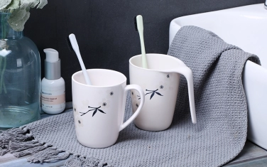 Cup