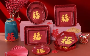 Red fruit plate