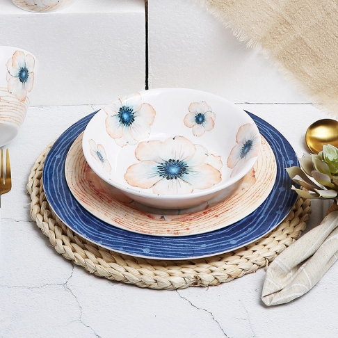 Three-piece bowl set