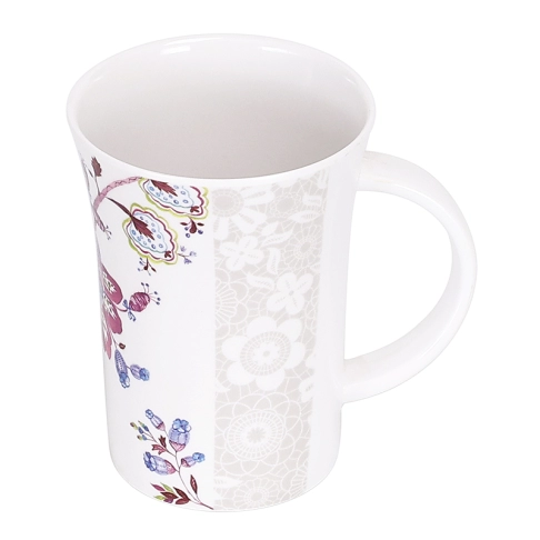 Cups and drinking utensils