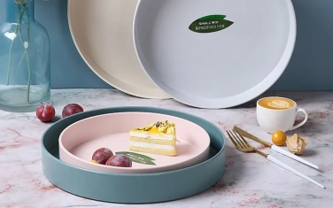 Solid color deep disc-disc