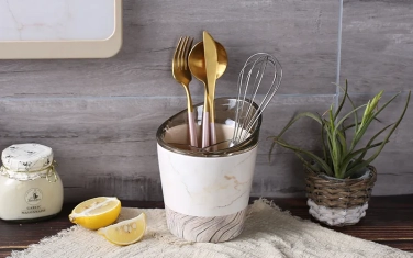 9351-chopsticks holder